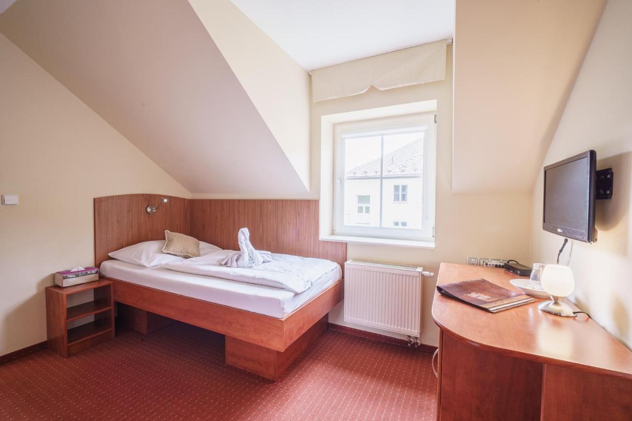 Francis Spa Hotel Františkovy Lázně Exteriör bild