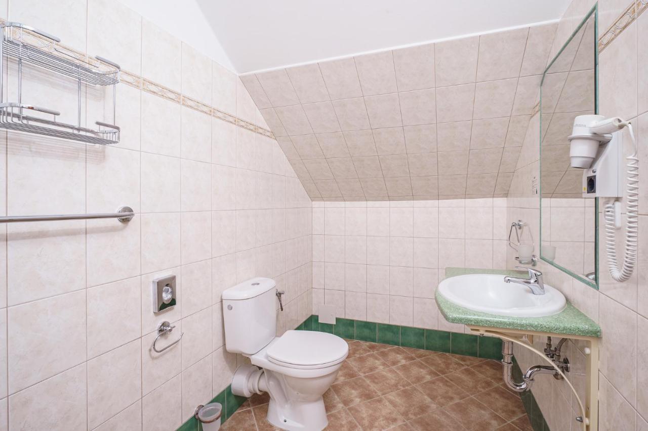 Francis Spa Hotel Františkovy Lázně Exteriör bild