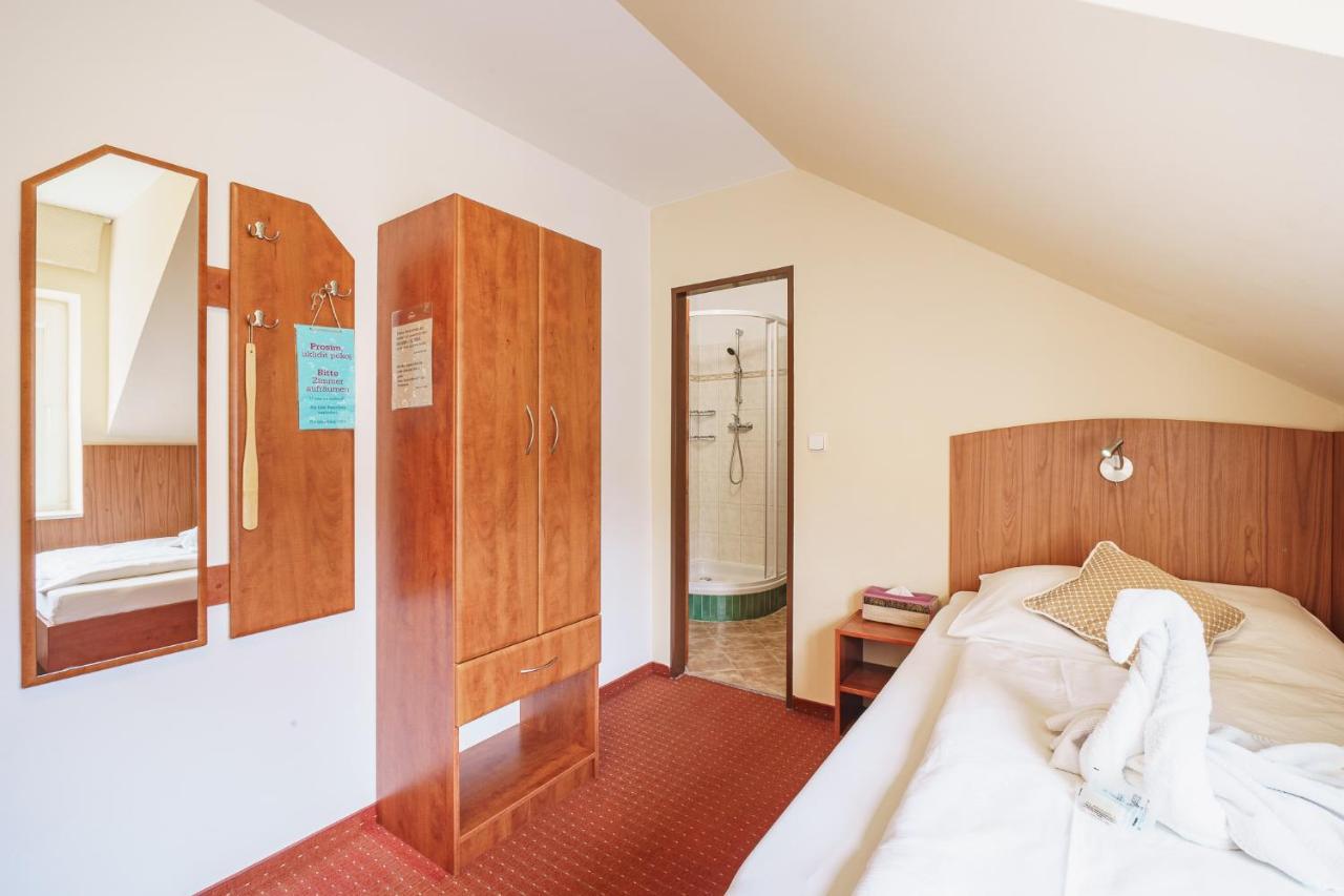 Francis Spa Hotel Františkovy Lázně Exteriör bild