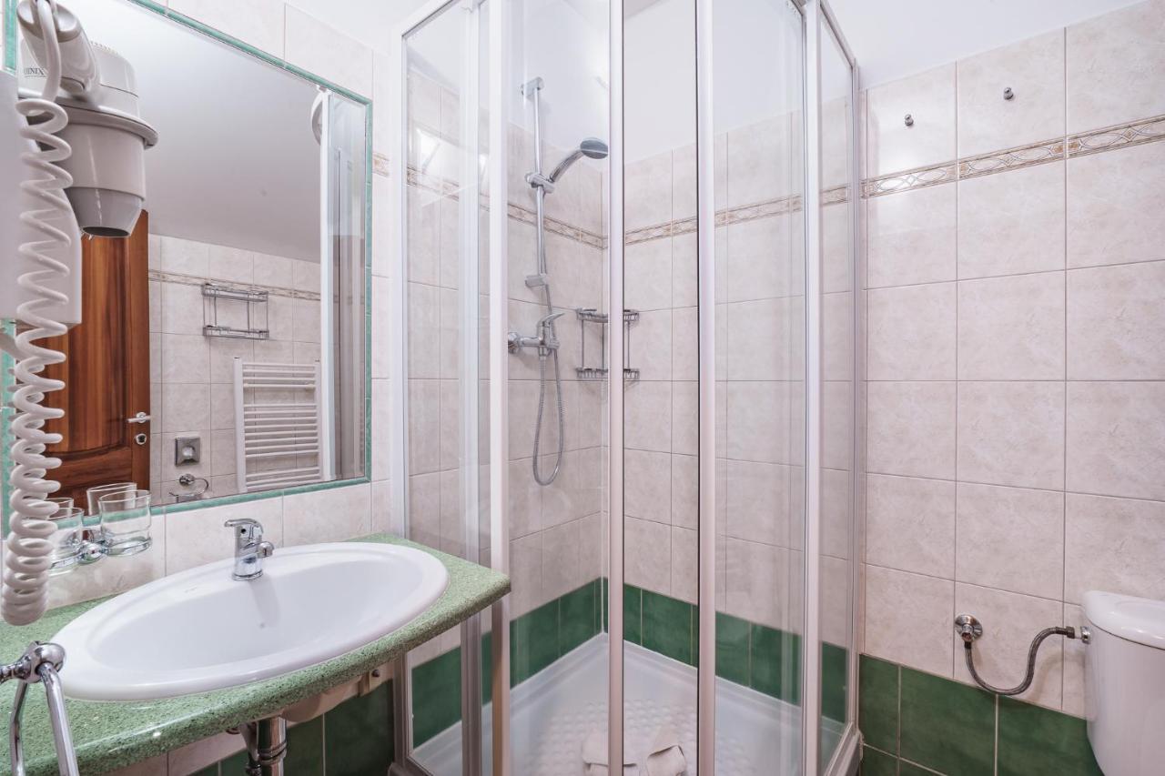 Francis Spa Hotel Františkovy Lázně Exteriör bild