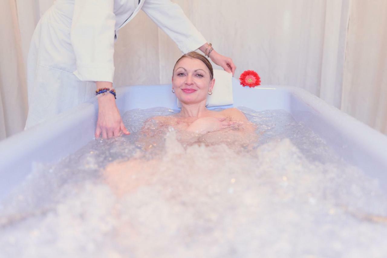 Francis Spa Hotel Františkovy Lázně Exteriör bild